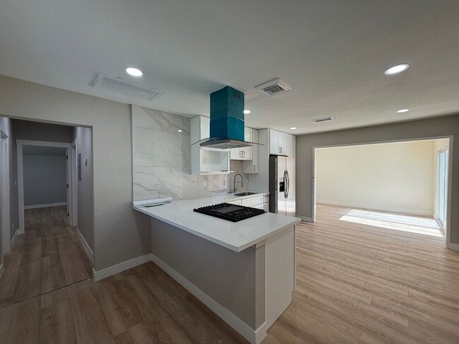 Photo - AV T 1105 Unit 1107