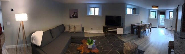 Photo - 122 Trowbridge St Unidad 1