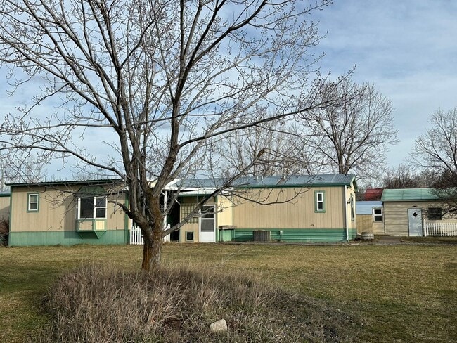 Photo - 3 Bed / 2 Bath  on One Acre – Garage Included