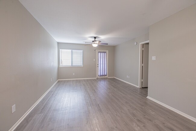 Photo - 6210 Lone Prairie Way
