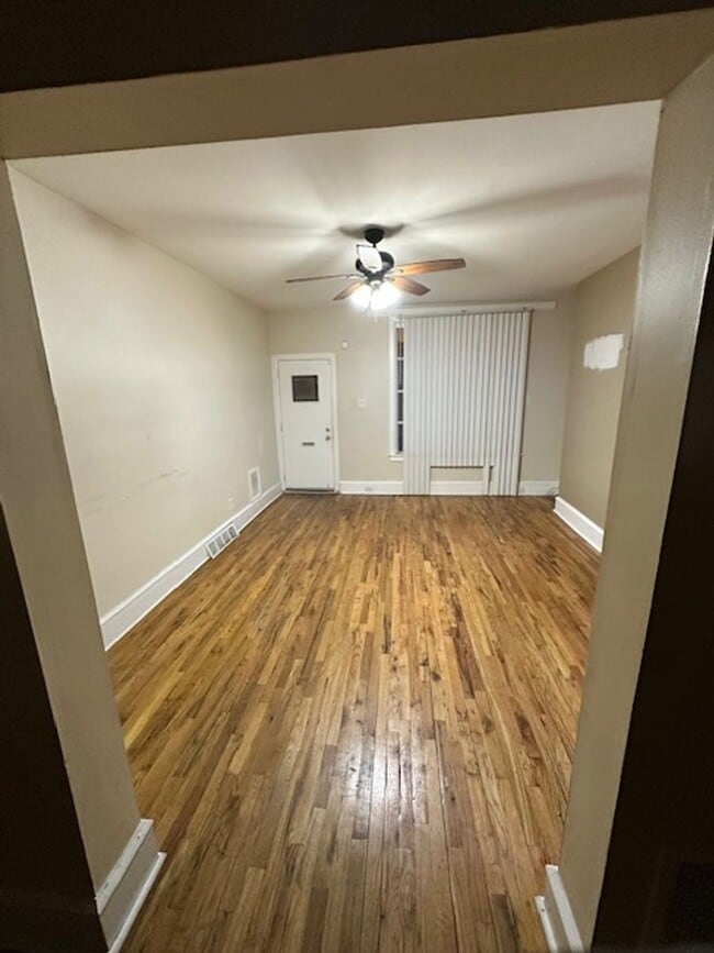 Photo - 3 Bedroom 1.5 Bathroom Home