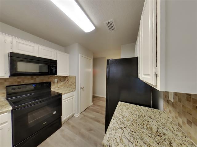 Photo - 161 Hunter Dr