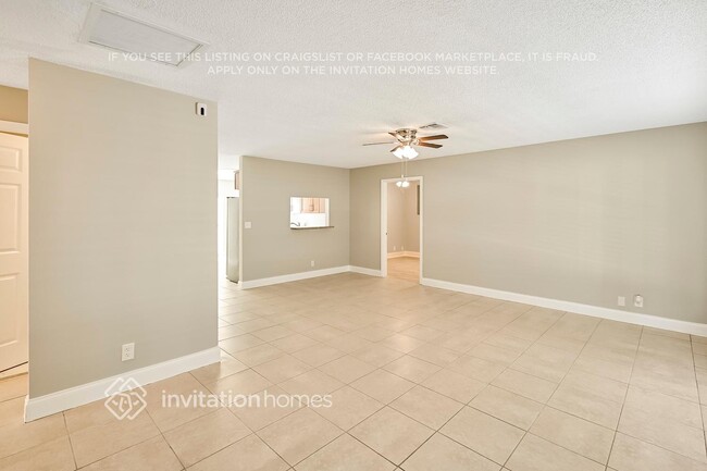 Photo - 5796 Aurora Ct