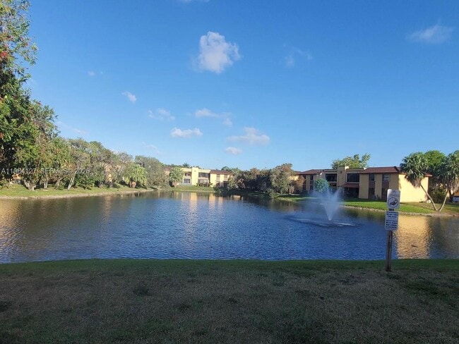 Photo - 10885 NW 7th St Unit 21-33