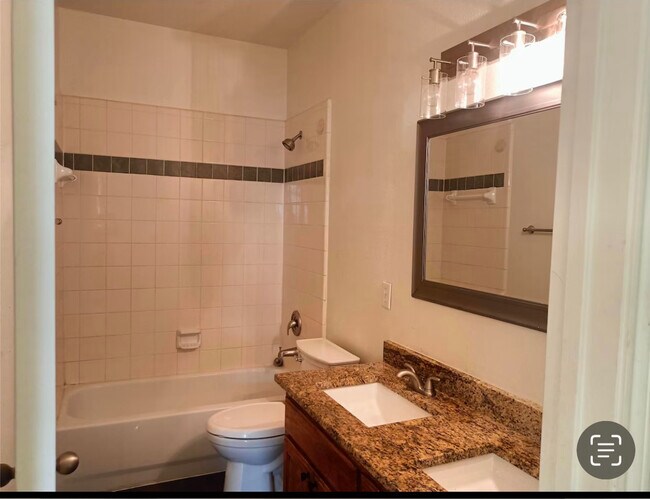 Photo - 403 Victory Ln