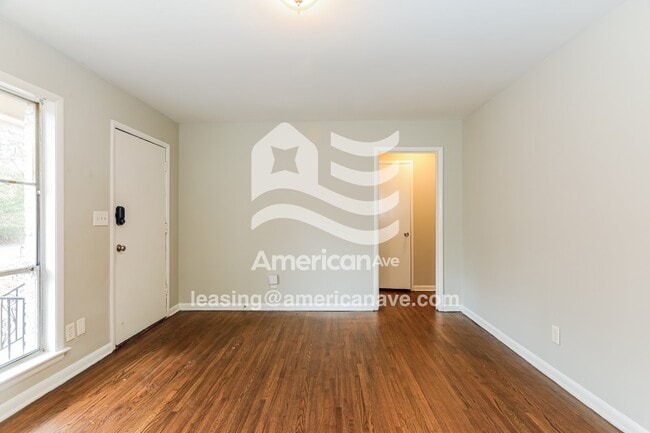 Photo - 1130 Linwood St