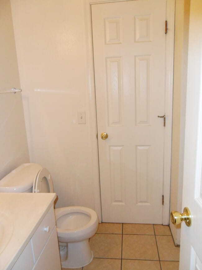 Photo - 1327 N Park Ave