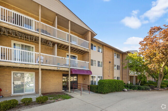 Building Photo - 940 Beau Dr Unit 103 Rental