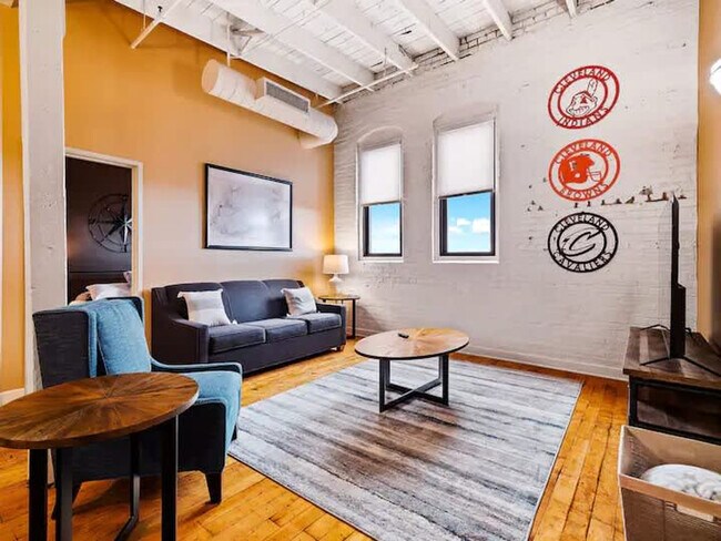 Photo - 1133 W 9th St Unit SI ID1593886P