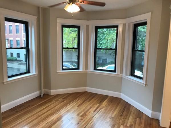 Photo - 39 Glenville Ave Unidad A