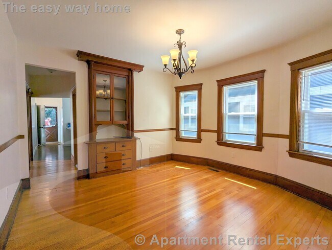 Photo - 108 W Quincy St Unit 1