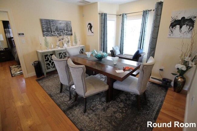 50 Carleton St Unidad n/a
