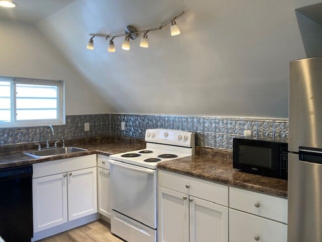 Photo - 306 S 27th St Unidad 306 1/2