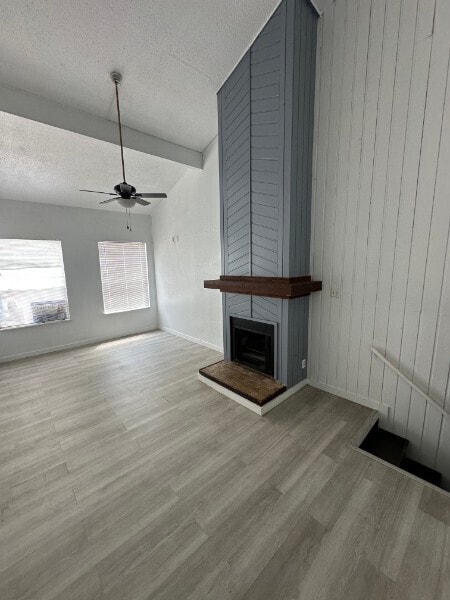 Photo - 14 Lakeway St