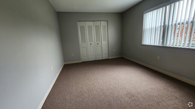 Building Photo - 102 N Point Dr Unit 102 Rental