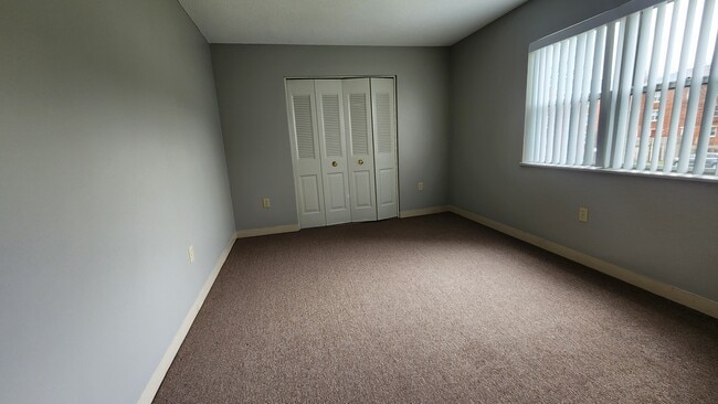 Photo - 102 N Point Dr Apartments Unit 102