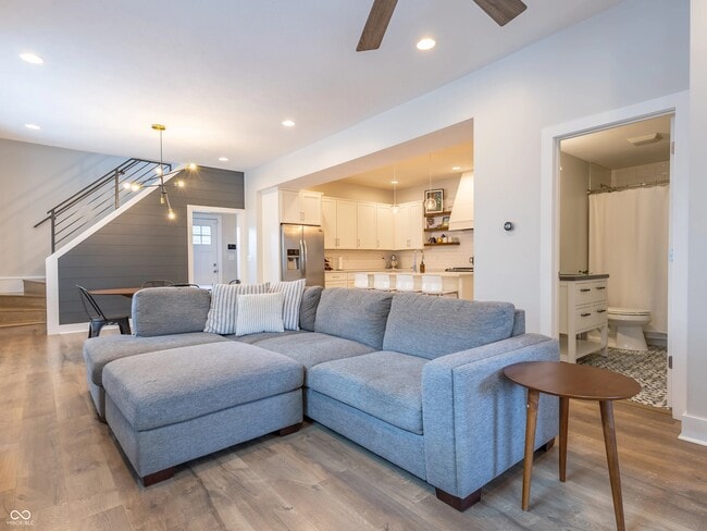 Photo - 715 Cottage Ave