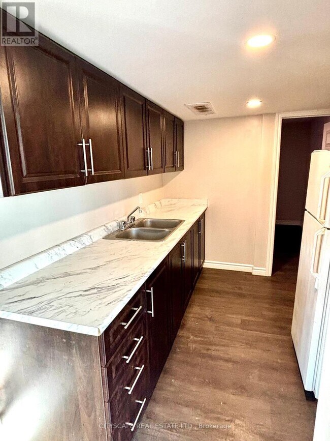 Photo - 93 Columbia Rd