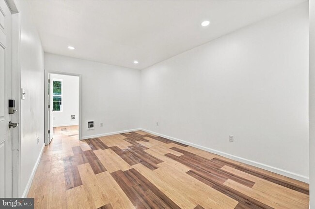 Photo - 2843 N 13th St