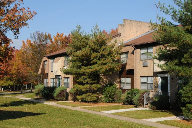 North Brunswick Manor