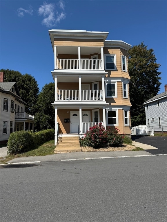 Building Photo - 13 New Hampshire Ave Unit 1 Rental