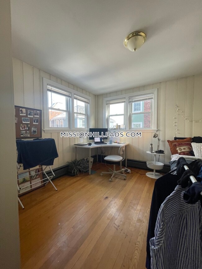 Photo - 9 Hillside St Unit 2