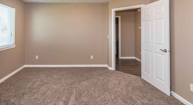 Photo - 407 Opal Ln