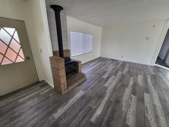 Photo - 2405 Kit Sierra Way