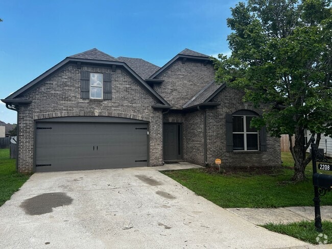 Building Photo - Coming Soon- Available August 3, 2025. Moo... Rental