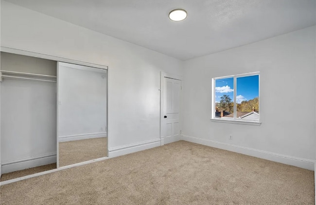 Photo - 253 Southern Ave