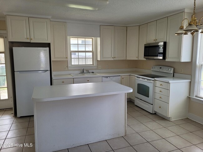Photo - 3032 Edward Ct