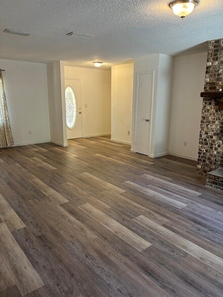 Photo - 3421 Red Cloud Trail