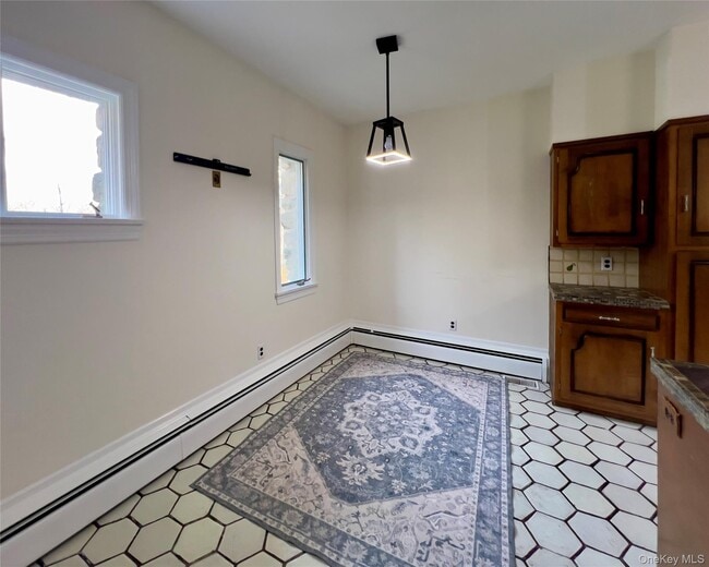 Photo - 85 Washington Rd