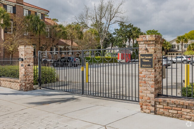 Photo - Fort Sumter House