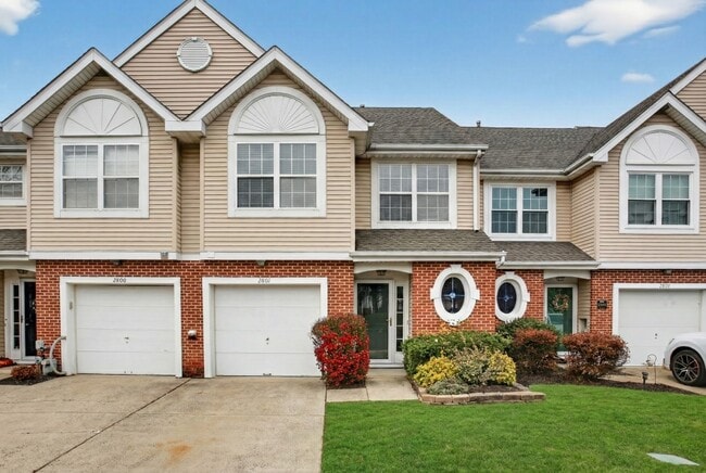 Photo - 2801 Harvard Ct