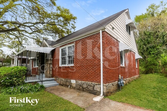 Photo - 2276 Dauphine St