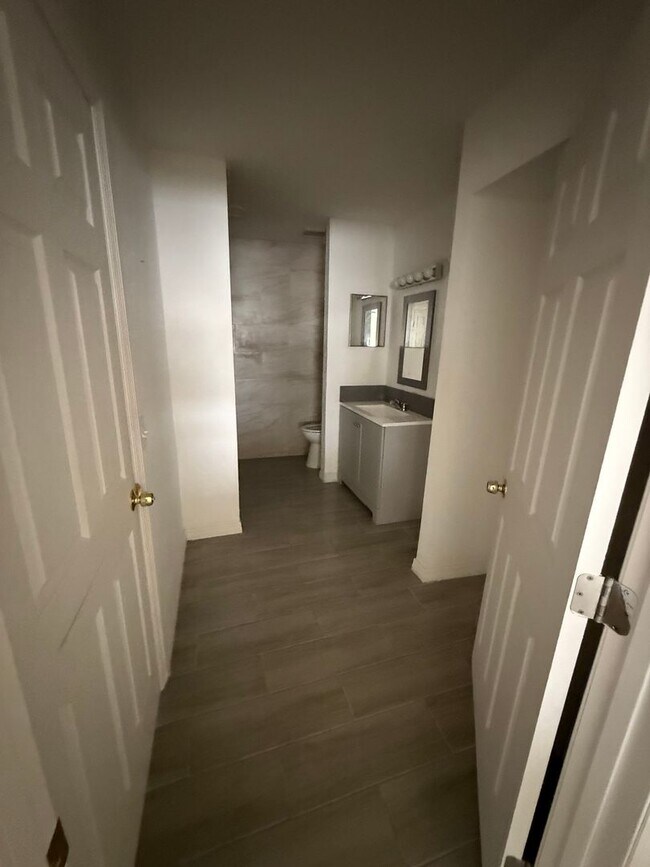 Photo - 3977 Crayrich Cir