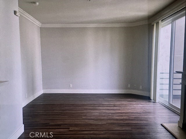 Photo - 10983 Wellworth Ave