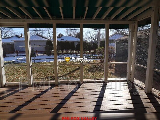 Photo - 301 E McArthur St