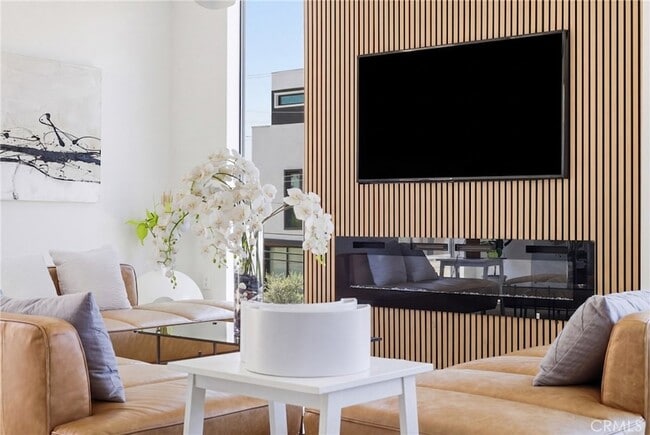 Photo - 2432 Penmar Ave