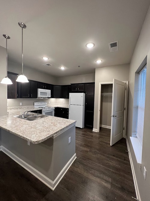 Photo - 809 E Briggs Dr Unidad 503