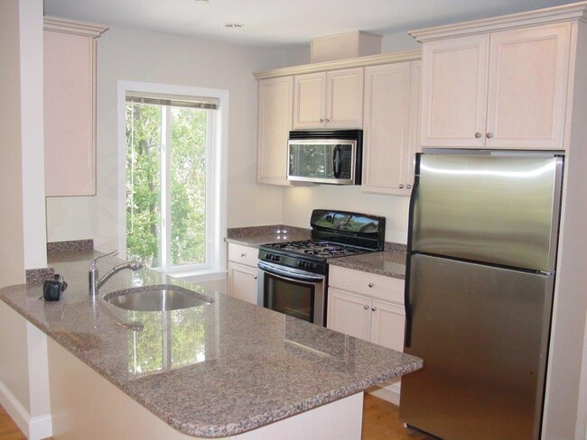 Kitchen - Marshview Place Apartments