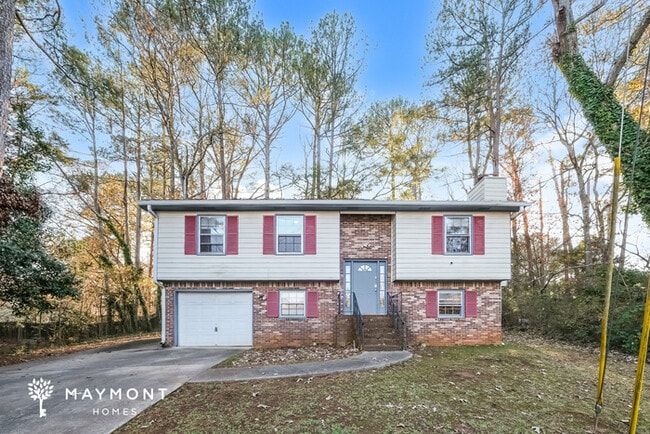 Photo - 563 Fawn Ct SE