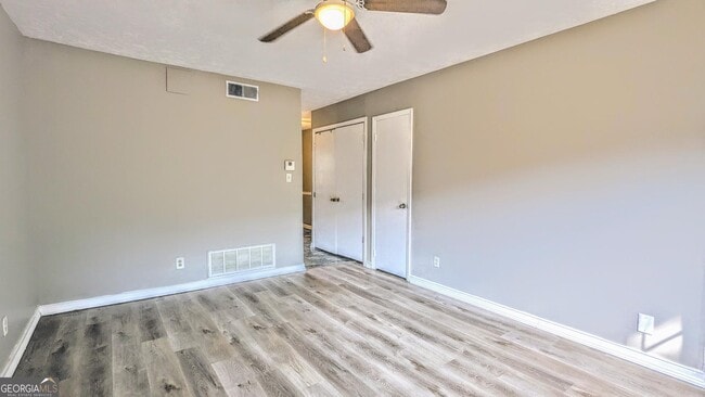 Photo - 1235 Riverside Dr Unit F5