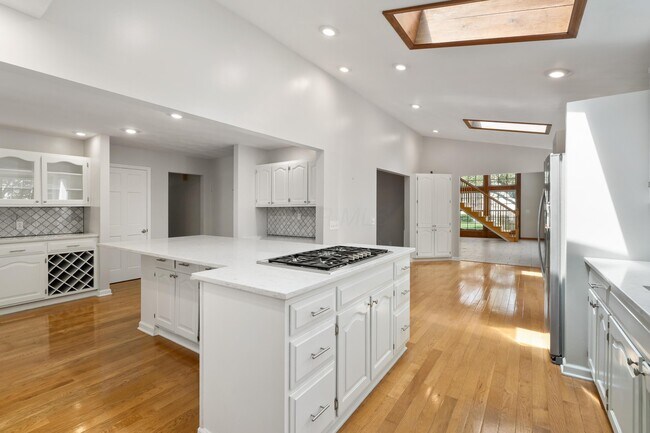 Photo - 4260 Reedbury Ln