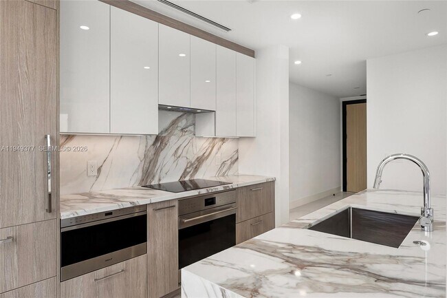 Photo - 151 N Seabreeze Blvd Unidad 1003-E