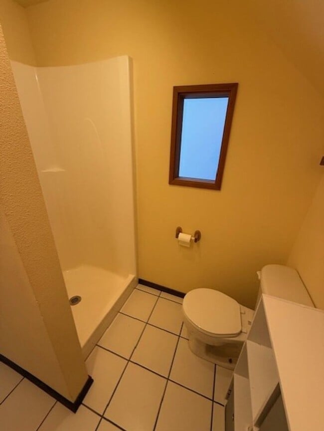 Photo - Cute studio apartment ready for move in