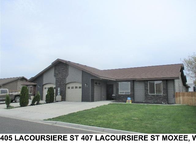 Photo - 405 LaCoursiere St