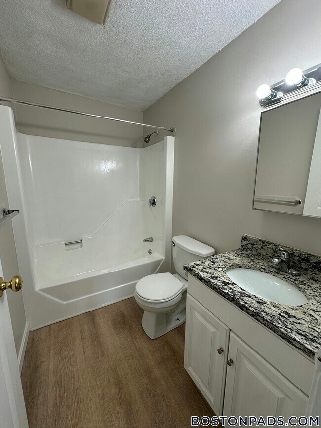 4516 N Main St Unit A9