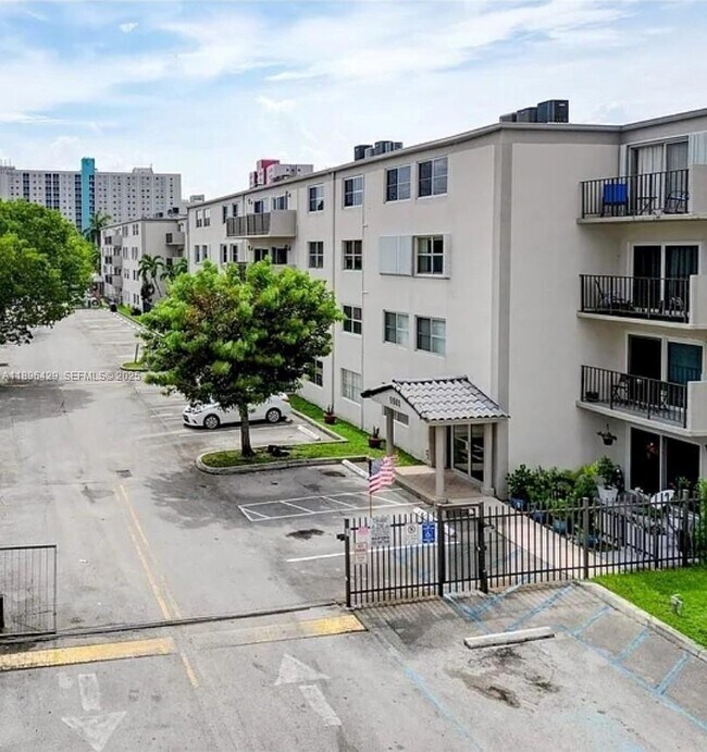 Photo - 5501 NW 7th St Unit E408